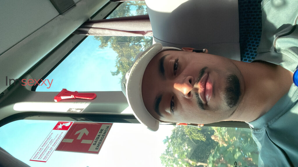 Miguel — 18 anos — Acompanhante em Osasco SP — Foto 11