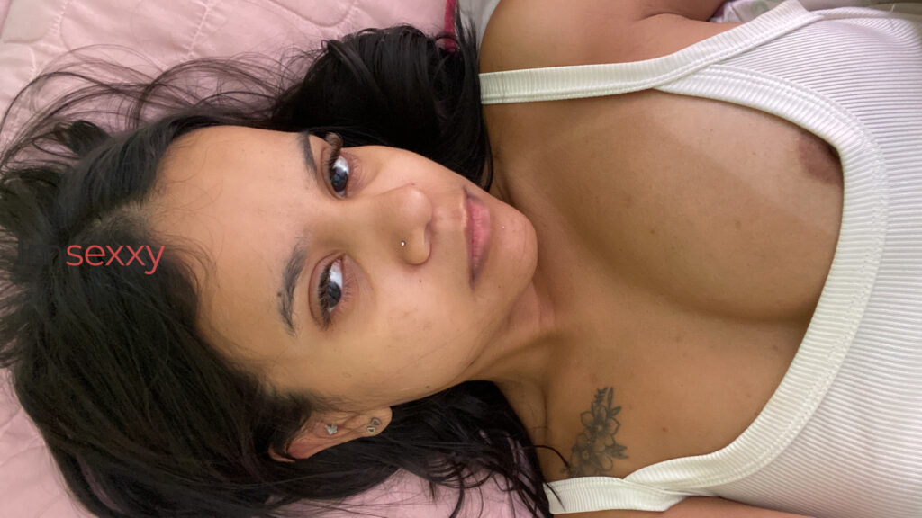 Angela Lee — 25 anos — Acompanhante em Pedra de Guaratiba, Rio de Janeiro RJ — Foto 7