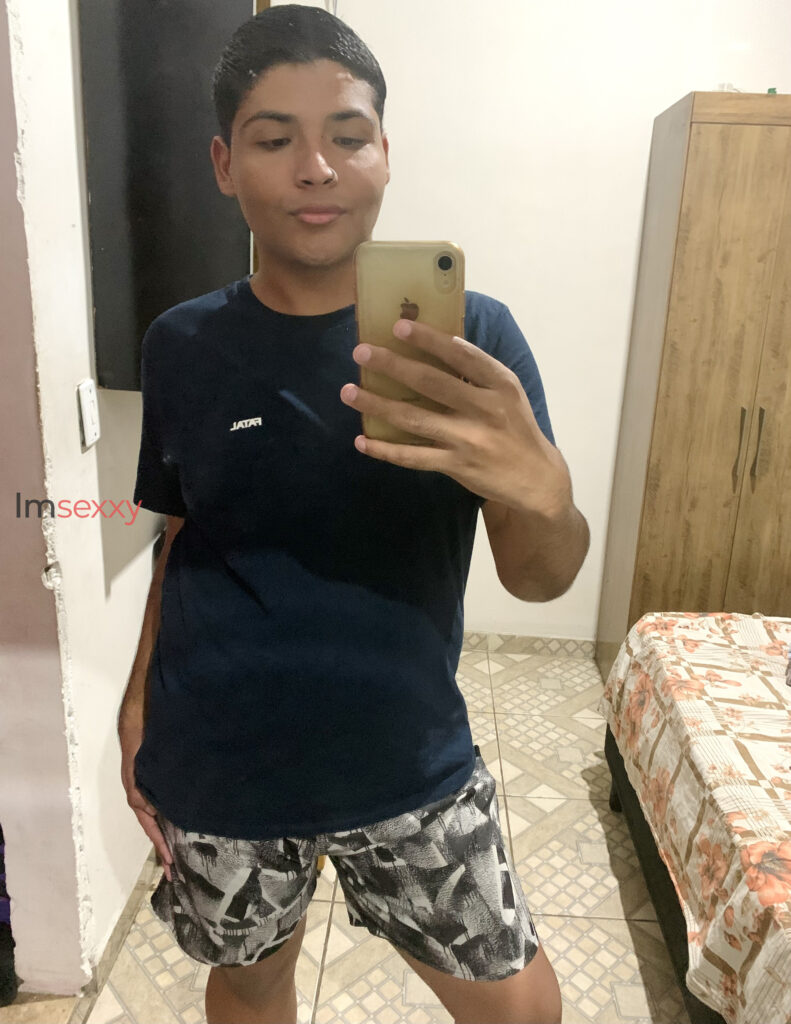 Roo — 21 anos — Acompanhante em Itaim Paulista, São Paulo SP — Foto 9