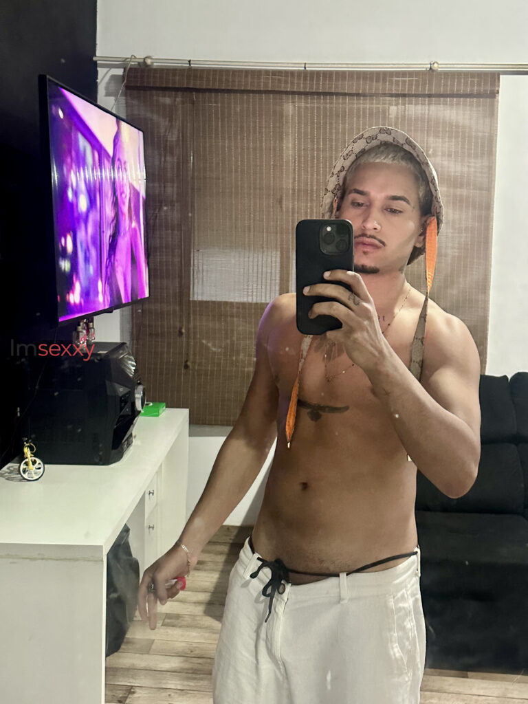 Léo Valentim — 22 anos — Homem em Taboão da Serra SP — Foto 10