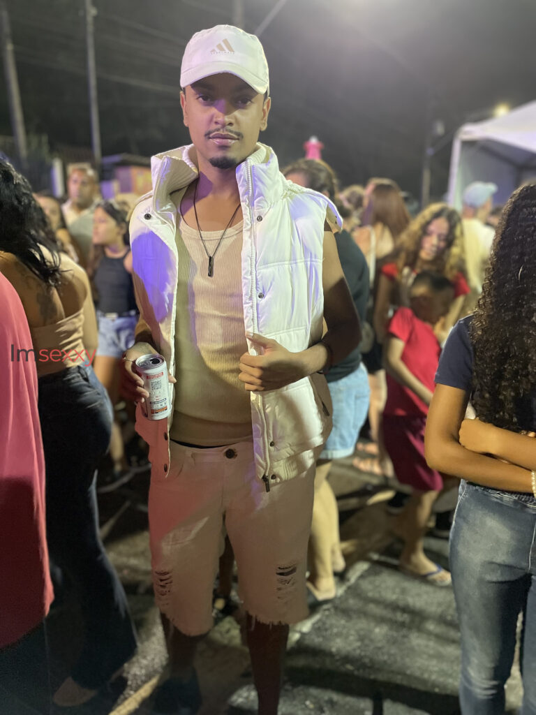 Miguel — 18 anos — Acompanhante em Osasco SP — Foto 11