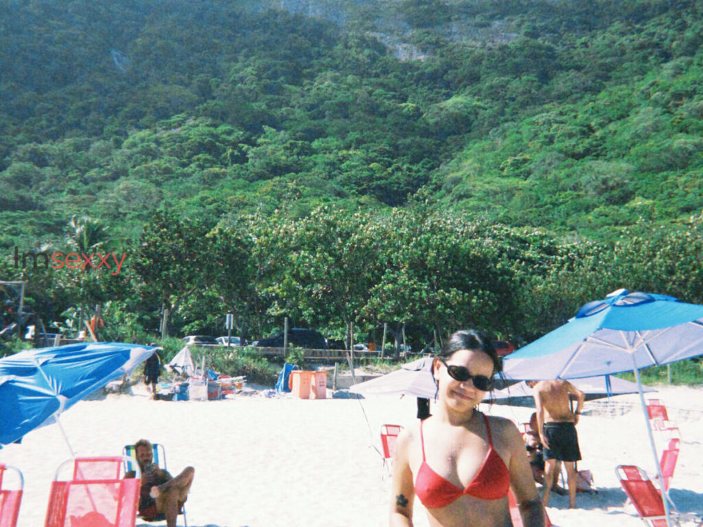 Angela Lee — 25 anos — Acompanhante em Pedra de Guaratiba, Rio de Janeiro RJ — Foto 7