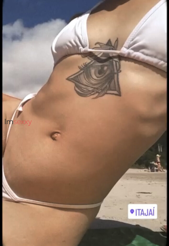Bonequinha — 22 anos — Acompanhante em Copacabana, Rio de Janeiro RJ — Foto 10