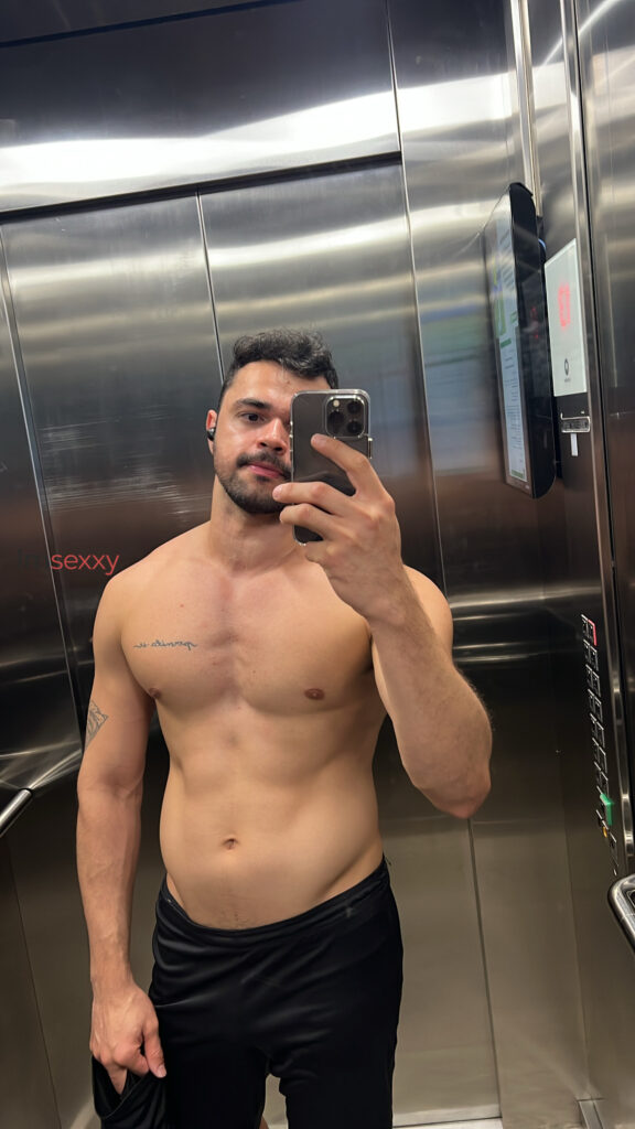 Bruno bruninho — 24 anos — Acompanhante em Centro, Foz do Iguaçu PR — Foto 10