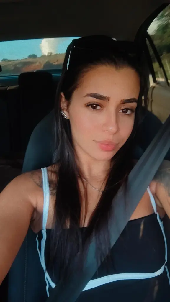 Carla — 25 anos — Acompanhante em Centro, Guaxupé MG — Foto 13