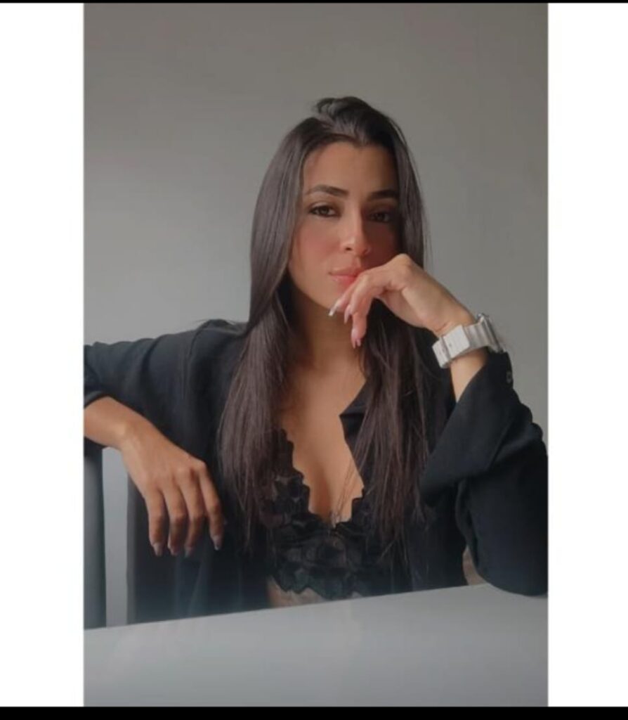 Carla — 25 anos — Acompanhante em Centro, Guaxupé MG — Foto 13