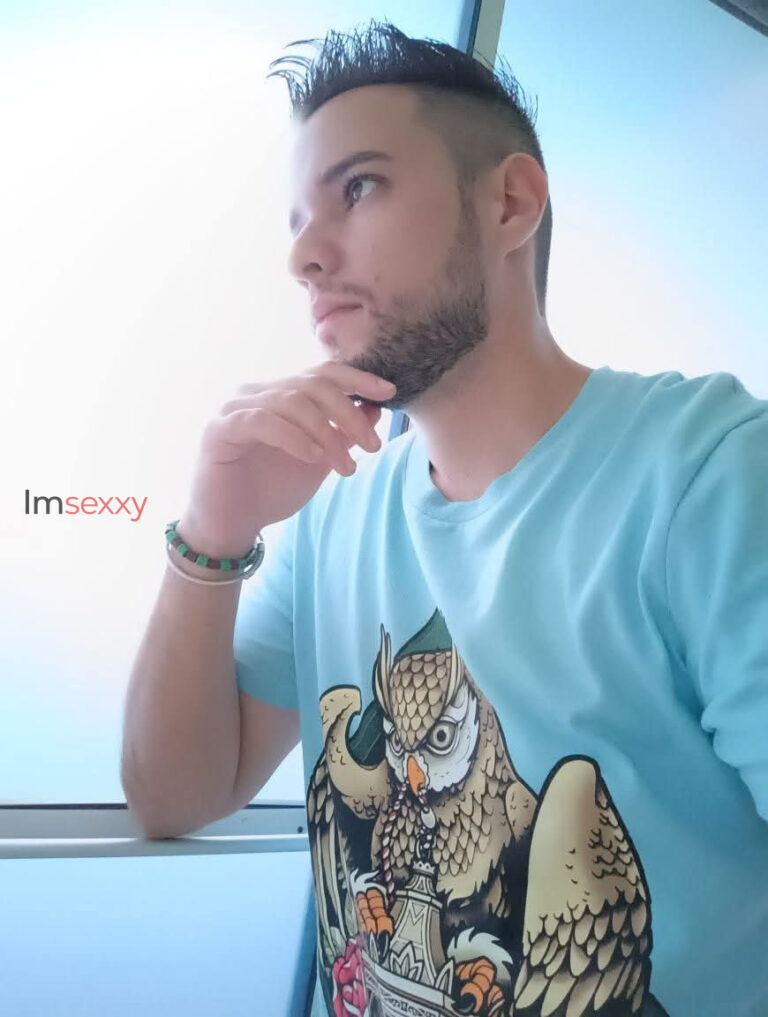 Lance — 25 anos — Homem Universitário — em Curitiba PR