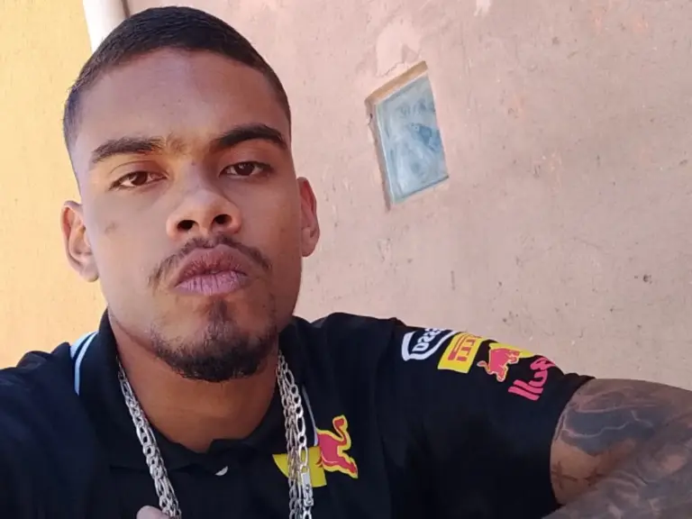 Lucas — 23 anos — Homem De Luxo — em Planaltina, Brasília