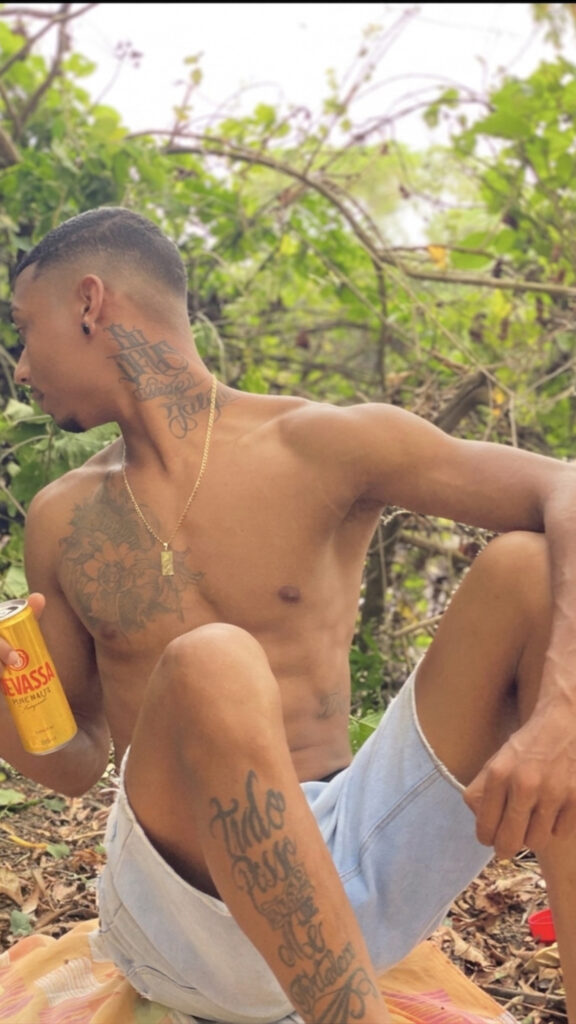 Lucas — 24 anos — Homem em São Paulo SP — Foto 5