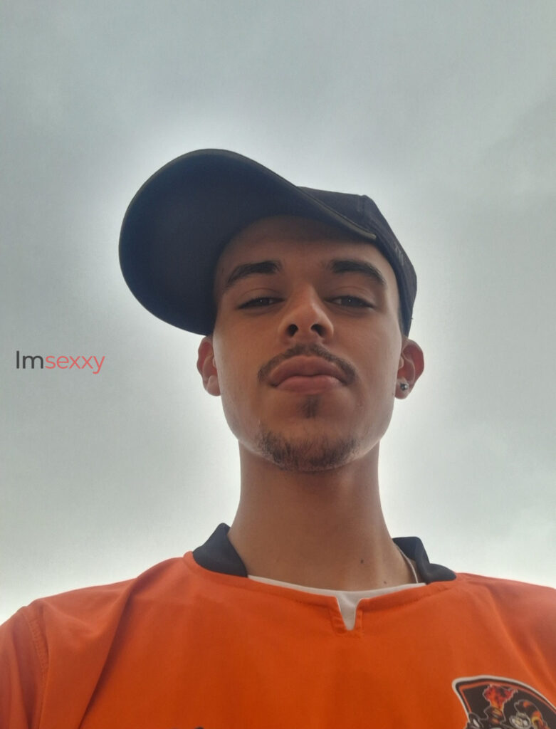 Novinho Sagaz — 21 anos — Homem em Casa Verde, São Paulo SP — Foto 9