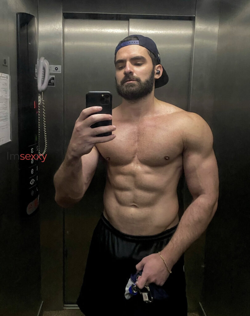 Otávio Mesquita — 23 anos — Homem em Vila Nova, Goiânia GO — Foto 10