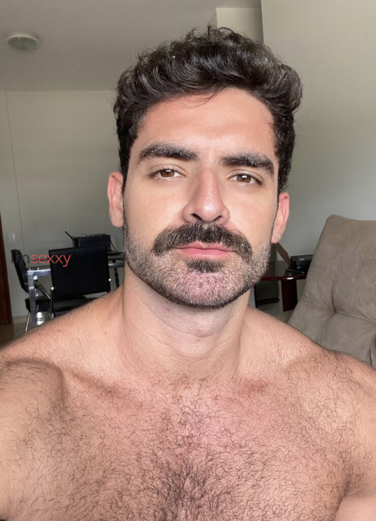 Otávio Mesquita — 23 anos — Homem em Vila Nova, Goiânia GO — Foto 10