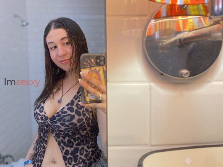 Antonella — 23 anos — Acompanhante Alta — em Santa Teresa, Rio de Janeiro RJ