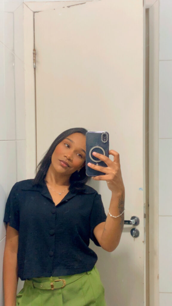 Carol Mendes — 21 anos — Acompanhante em Centro, Goiânia GO — Foto 13