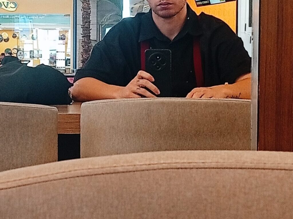 Cavaleiro — 24 anos — Homem em Ermelino Matarazzo, São Paulo SP — Foto 6