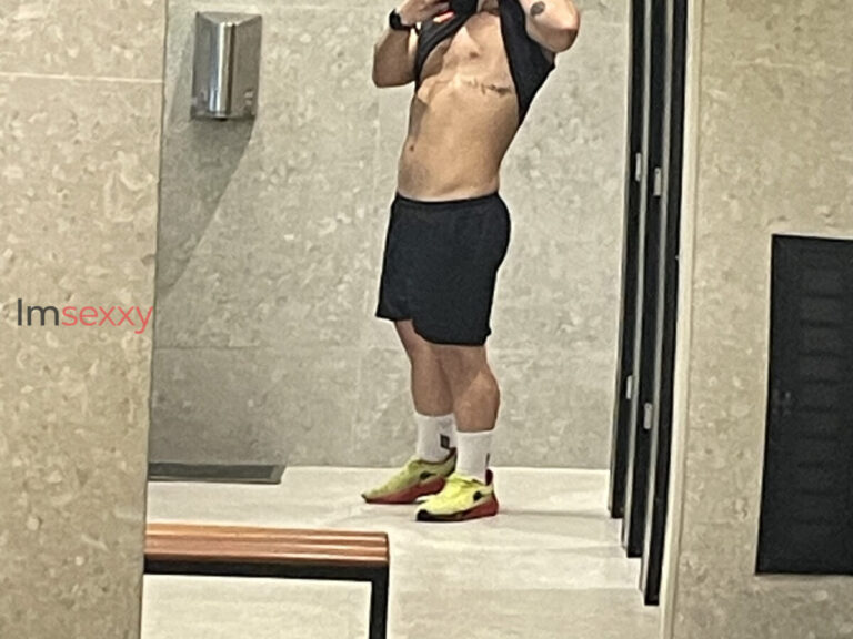 Laranja — 26 anos — Homem Barbudo — em Parque Residencial Laranjeiras, Serra