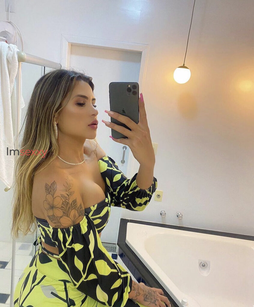 Lia lara — 23 anos — Travesti em Moema, São Paulo SP — Foto 13