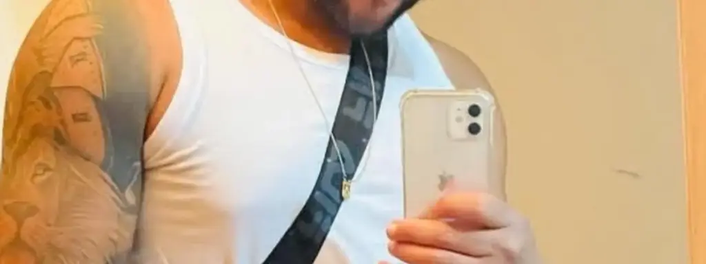 Moreno tatuado — 28 anos — Homem em Centro, Curitiba PR — Foto 4